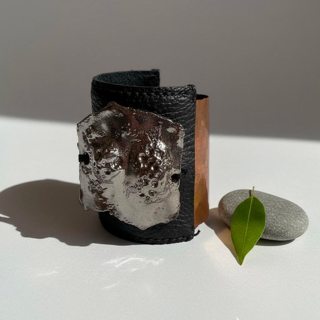 bracciale medio in pelle, ceramica e rame algas-phaniac