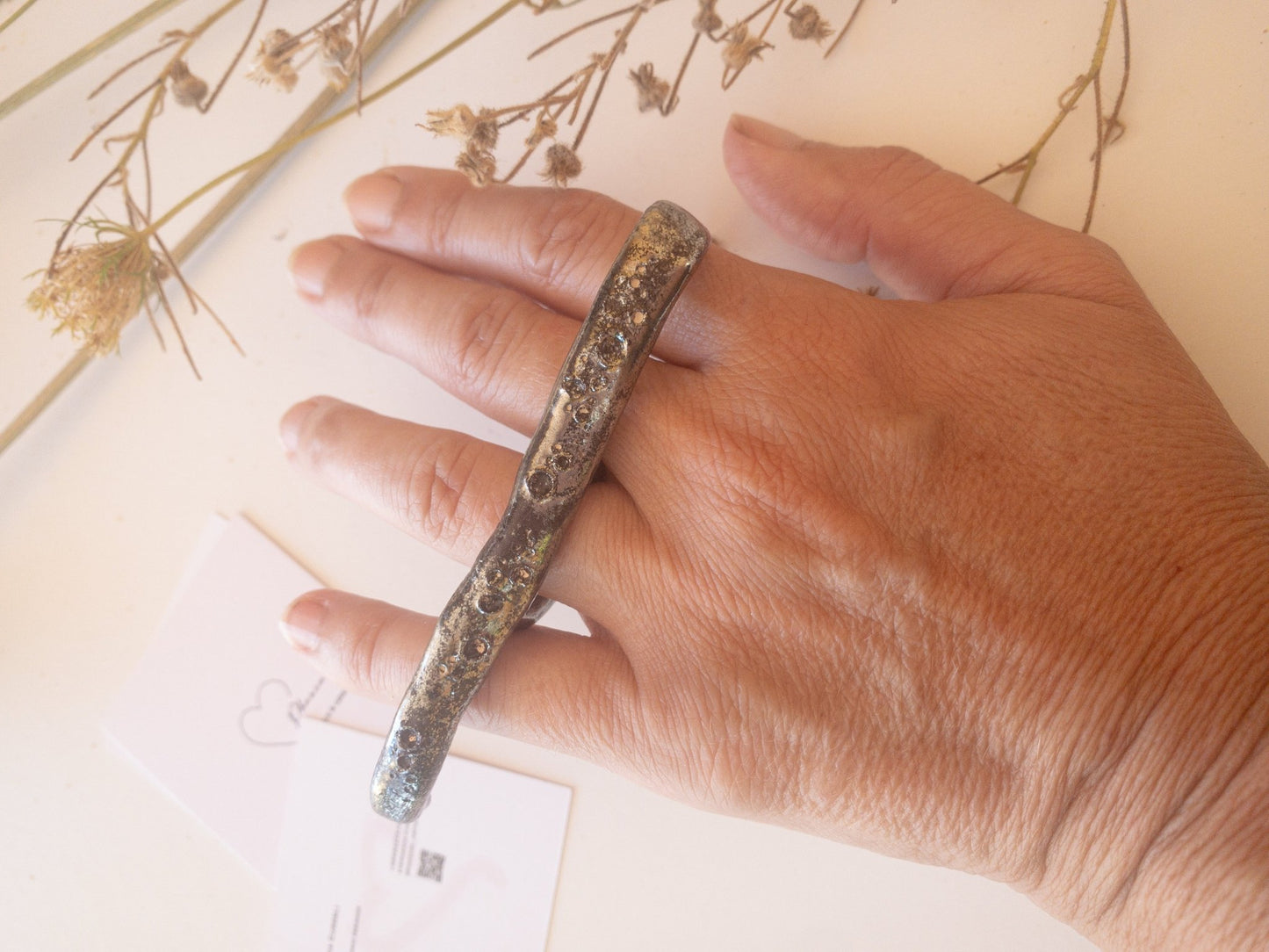 al*G*as - Anello artigianale ad asta in ceramica silver - PhaniaC