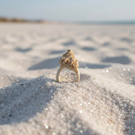 Anello scultura neptune  in gres beige-phaniac