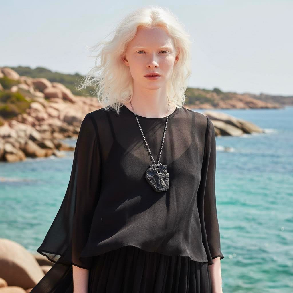 collana artigianale perda niedda con ciondolo in gres nero e catena argento 925 -phaniac