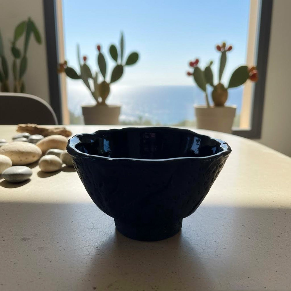 Perda Niedda- ciotolina artigianale unica in ceramica nera