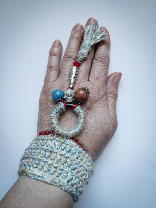 Wa.Reblu' Bangle -Bracciale crochet con frange - PhaniaC